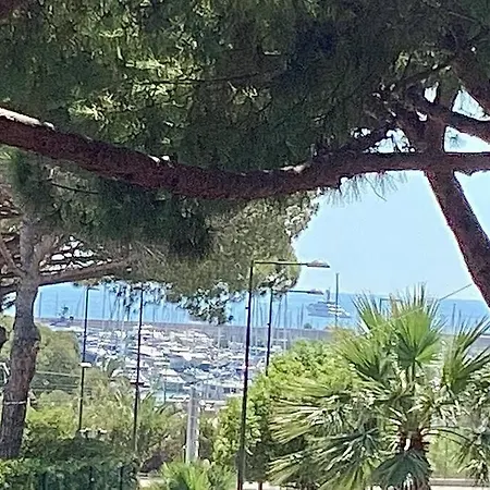 Elegant T3 Avec Jardin Privatif A 5 Min Des Plages דירה *
